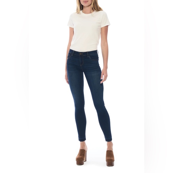 Prosperity Denim - Ashley Dark Wash Release Hem Skinny - Picture 1 of 4